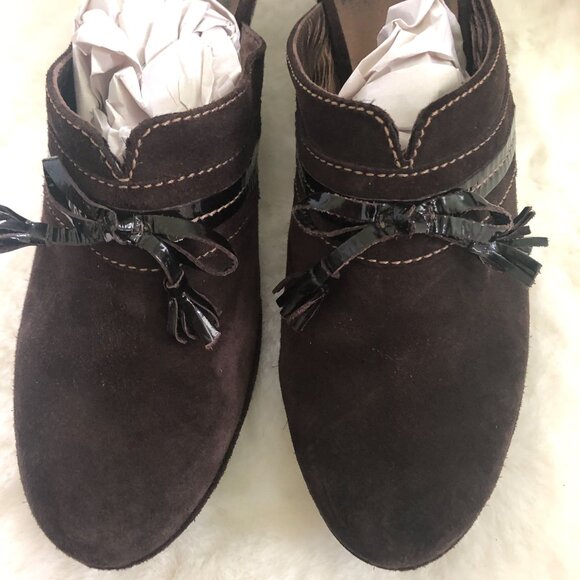 Brown Suede Clogs Mules With Tassel Detail & Leather - Picture 4 of 10